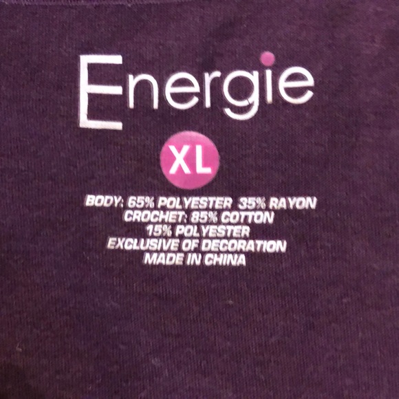 * 2 for $10.00 / EUC Girls’ Energie Top w/Crocheted Neckline - Picture 2 of 3